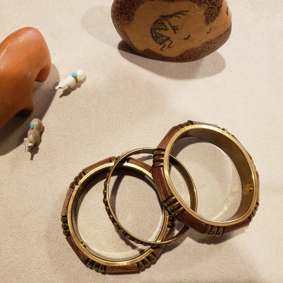 Chico's Bangle Bracelet Series in Gold - Picture 3 of 4